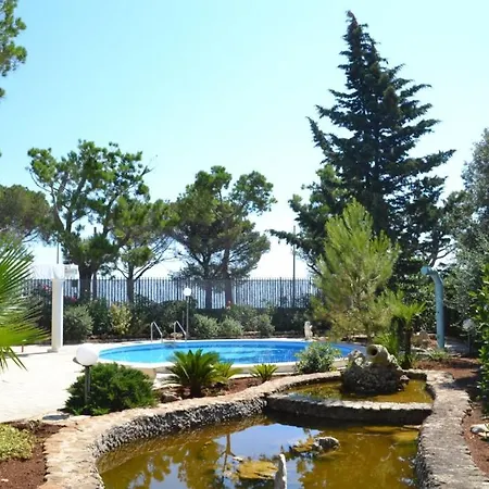 Villa Panoramica Con Piscina